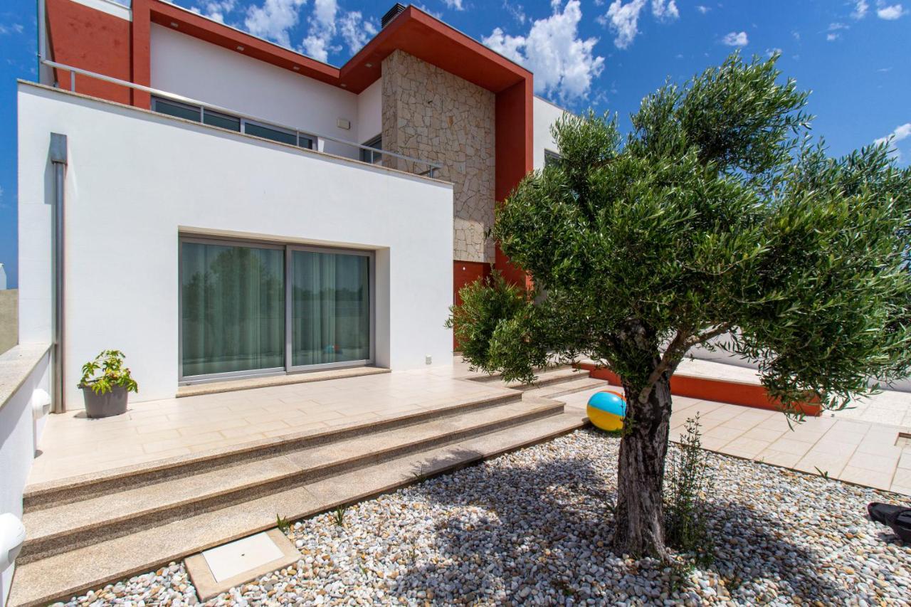 טוריירה O Cantinho Entre A Ria E O Mar - With Hot Water Pool All Year Round מראה חיצוני תמונה
